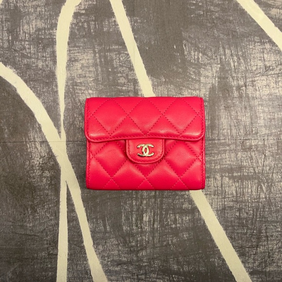 Chanel Compact Wallet (2014) - Picture 2 of 5